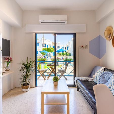 Sea Breeze 1-BR Apt in Pyla Exterior foto