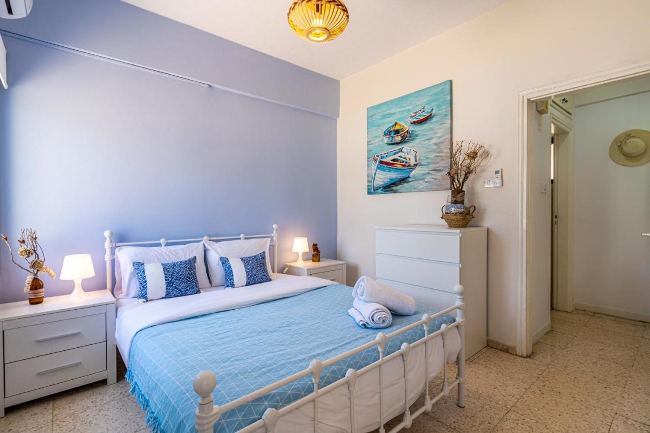Sea Breeze 1-BR Apt in Pyla Exterior foto